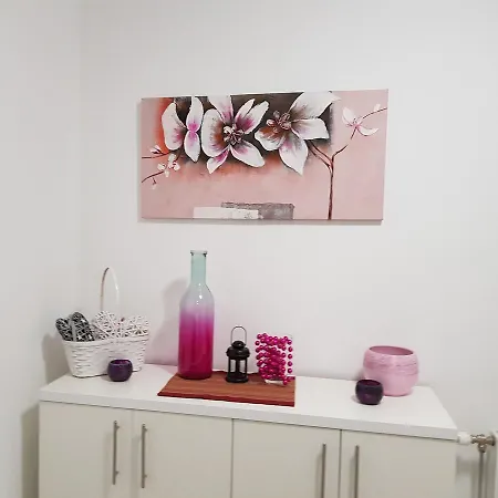 Gea 18 Apartment