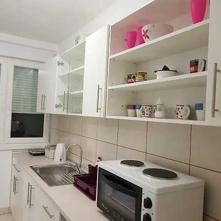 Gea 18 * Νόβι Σαντ